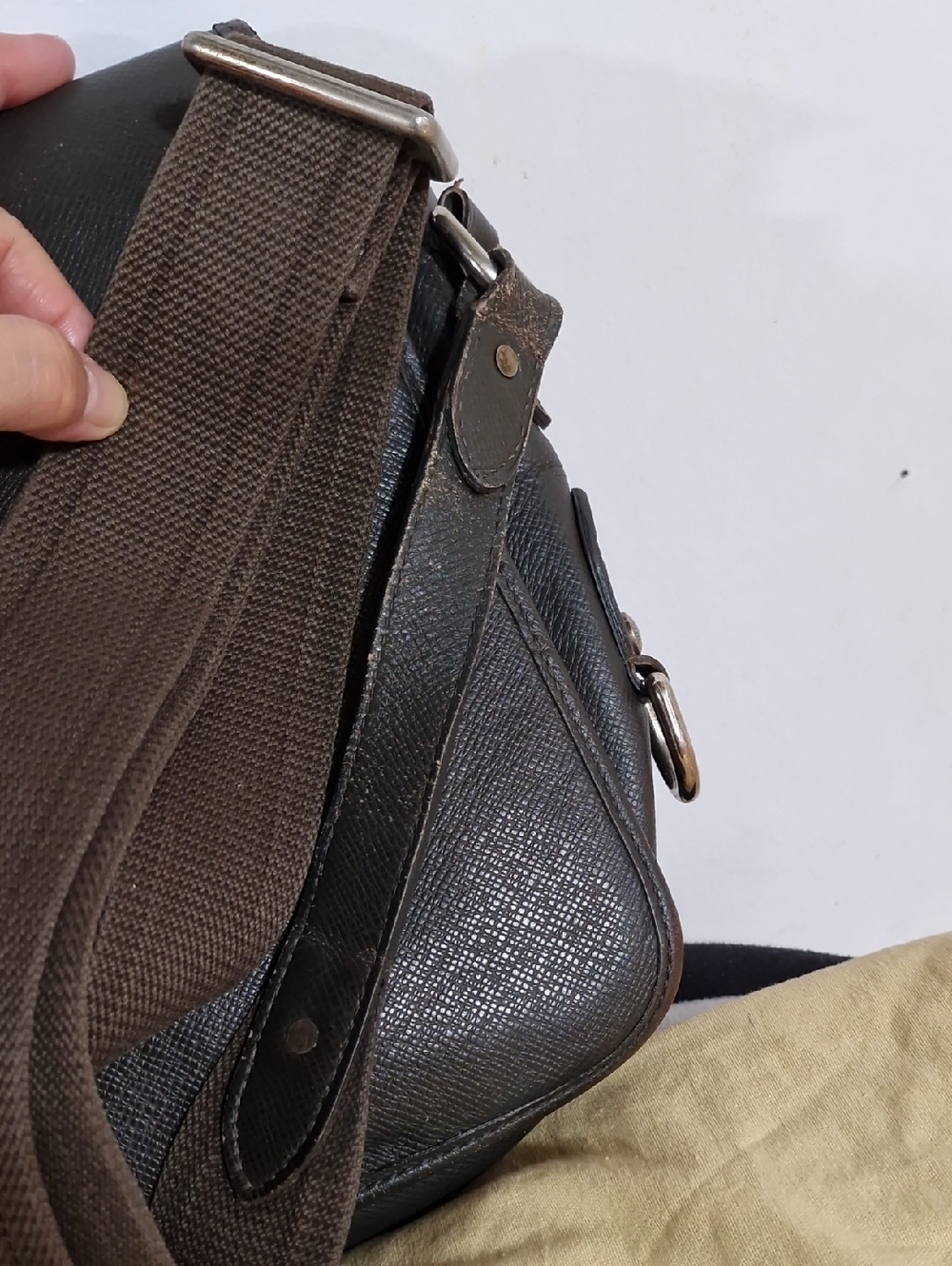 Louis Vuitton Dark Brown Taiga Leather Messenger Bag - Picture 6 of 12